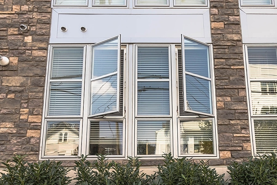 Viwinco Single-Hung windows installed in home exterior